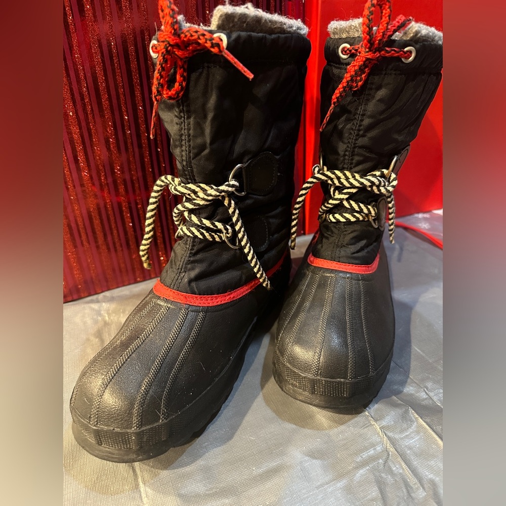 Northwest Territory Black and Red Men's Boots